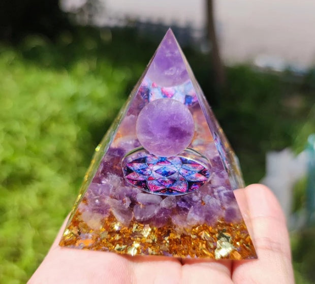 Natural Crystal Pyramid Energy Tower - Healing Gravel Decoration for Home & Office